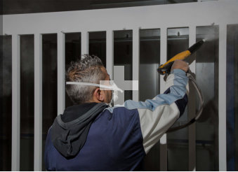 Prašno barvanje kovinskih izdelkov in polizdelkov v Ljubljani