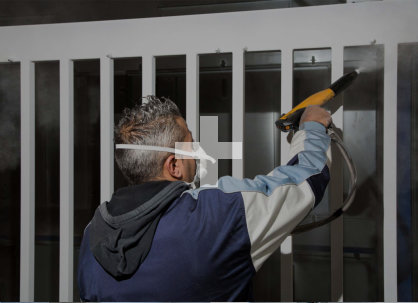 Prašno barvanje kovinskih izdelkov in polizdelkov v Ljubljani