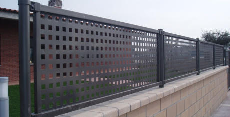 Izdelava in montaža kovinskih ograj Spodnjeposavska