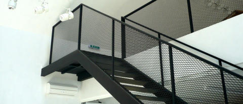 Izdelava in montaža kovinskih stopnišč Spodnjeposavska