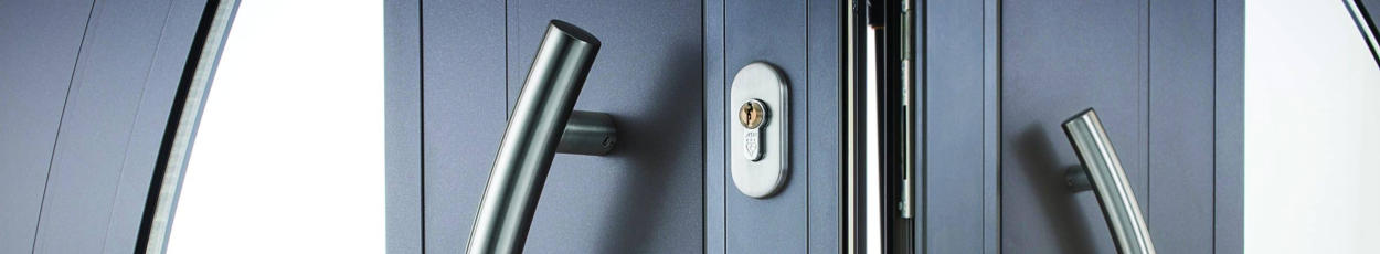 Izdelava in montaža vhodnih vrat Spodnjeposavska