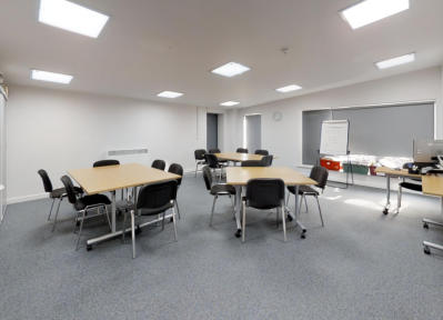 Polaganje parketa Ljubljana. Polaganje laminatov Ljubljana. Sanacije parketov Ljubljana. Polaganje talnih oblog iz plute Ljubljana. Polaganje vinil oblog Ljubljana. Polaganje tekstilnih oblog Ljubljana.