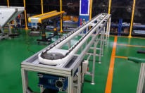 Metal conveyor chains